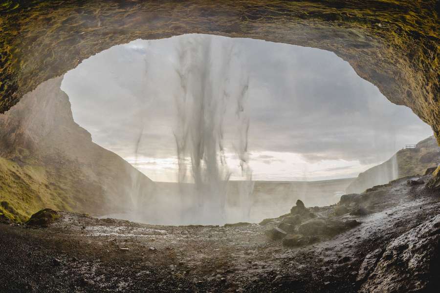 Speleologia in Islanda